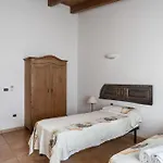 Su Tauloni Villa *