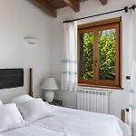 Villa Su Tauloni *