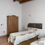 Su Tauloni * Is Molas